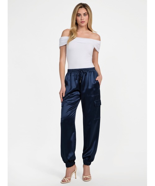 Guess（ゲス）の「NEW Marzia Gathered Jogger パンツ レディース（その他パンツ・レディース・カーキ/ネイビー・X-SMALL/SMALL/MEDIUM/LARGE）」の15枚目の写真