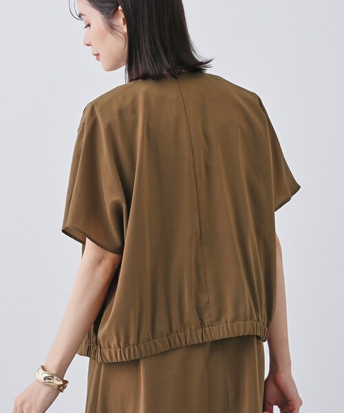 INDIVI（インディヴィ）の「【通気性◎撥水／UVケア】フレンチスリーブ ブラウスライクジャケット（テーラードジャケット・レディース・ダークブラウン/オフホワイト/ネイビー系5・05/13/15 /34/38）」の10枚目の写真