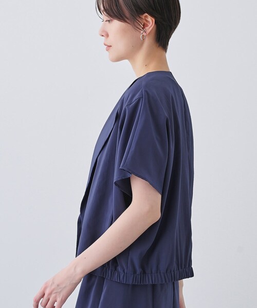 INDIVI（インディヴィ）の「【通気性◎撥水／UVケア】フレンチスリーブ ブラウスライクジャケット（テーラードジャケット・レディース・ダークブラウン/オフホワイト/ネイビー系5・05/13/15 /34/38）」の13枚目の写真