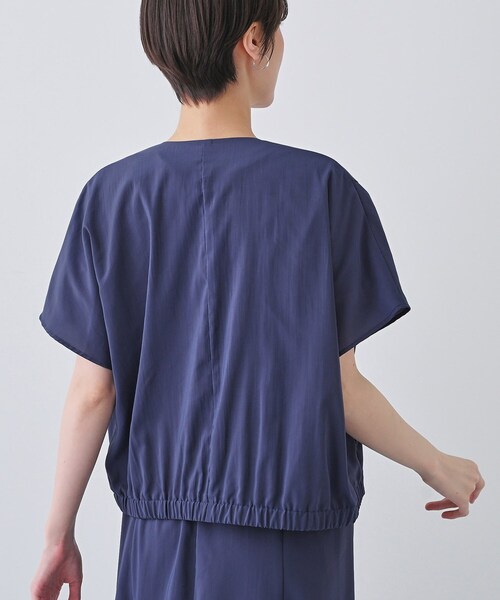 INDIVI（インディヴィ）の「【通気性◎撥水／UVケア】フレンチスリーブ ブラウスライクジャケット（テーラードジャケット・レディース・ダークブラウン/オフホワイト/ネイビー系5・05/13/15 /34/38）」の14枚目の写真