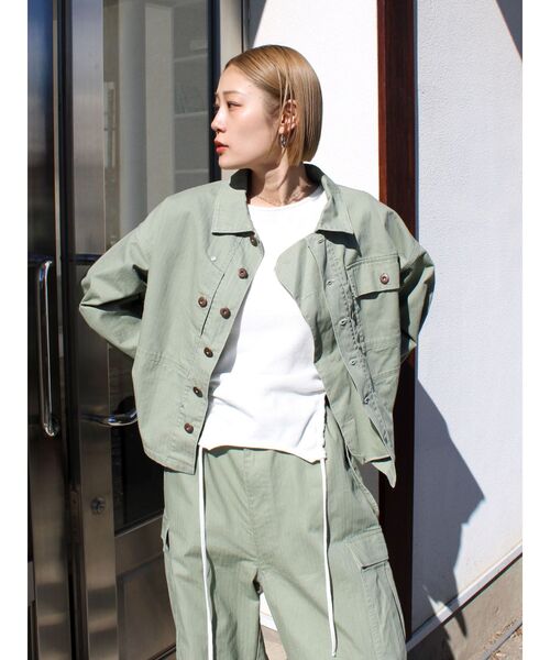 WAIPER.inc（ワイパーインク）の「WAIPER別注 ミリタリージャケット（ミリタリージャケット・レディース・カーキ・MEDIUM/SMALL）」の2枚目の写真