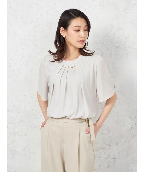 HARUYAMA(ハルヤマ)の「【ウォッシャブル】5分袖 2WAYバー取り外しブラウス UVカット 透けにくい 無地 SOFFICE 春夏(シャツ/ブラウス・レディース・ベージュ/イエロー/オフホワイト・S/LL/L/M)」の3枚目の写真