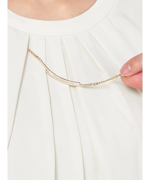 HARUYAMA(ハルヤマ)の「【ウォッシャブル】5分袖 2WAYバー取り外しブラウス UVカット 透けにくい 無地 SOFFICE 春夏(シャツ/ブラウス・レディース・ベージュ/イエロー/オフホワイト・S/LL/L/M)」の9枚目の写真