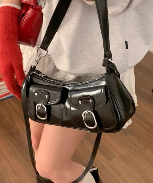 Vipoa(ヴィポア)の「out pocket bag(ショルダーバッグ・レディース・シルバー/ブラック/レッド/ブラウン/ホワイト・FREE)」の11枚目の写真