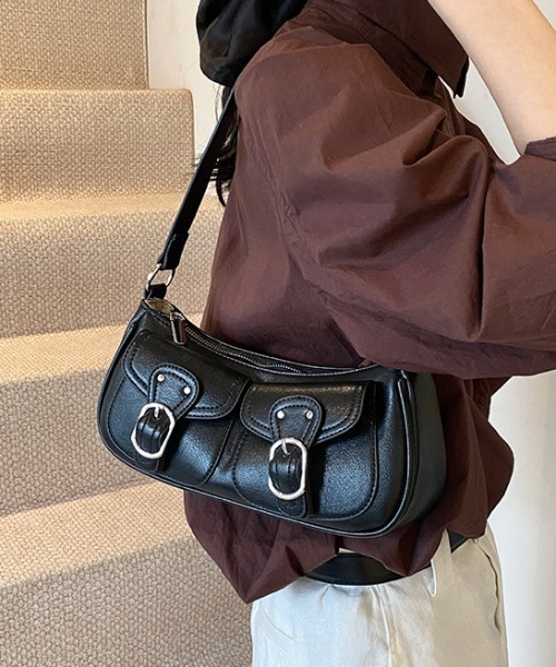 Vipoa(ヴィポア)の「out pocket bag(ショルダーバッグ・レディース・シルバー/ブラック/レッド/ブラウン/ホワイト・FREE)」の20枚目の写真