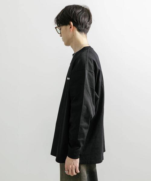 URBAN RESEARCH(アーバンリサーチ)の「551蓬莱×UR LONG-SLEEVE T-SHIRTS(Tシャツ/カットソー・メンズ・チャコールグレー/ブラック/レッド/オフホワイト/ネイビー・MEDIUM/X-LARGE/LARGE/SMALL)」の6枚目の写真