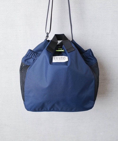FREDRIK PACKERS(フレドリックパッカーズ)の「【FREDRIK PACKERS】【NAVYのみ別注カラー】210D 2WAY BLOOM SHOULDER BAG 210デニール ブルーム ショルダー バッグ(ショルダーバッグ・レディース・ネイビー/カーキ/ブラック・FREE)」の12枚目の写真
