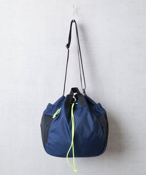 FREDRIK PACKERS(フレドリックパッカーズ)の「【FREDRIK PACKERS】【NAVYのみ別注カラー】210D 2WAY BLOOM SHOULDER BAG 210デニール ブルーム ショルダー バッグ(ショルダーバッグ・レディース・ネイビー/カーキ/ブラック・FREE)」の16枚目の写真