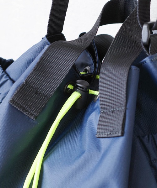 FREDRIK PACKERS(フレドリックパッカーズ)の「【FREDRIK PACKERS】【NAVYのみ別注カラー】210D 2WAY BLOOM SHOULDER BAG 210デニール ブルーム ショルダー バッグ(ショルダーバッグ・レディース・ネイビー/カーキ/ブラック・FREE)」の17枚目の写真