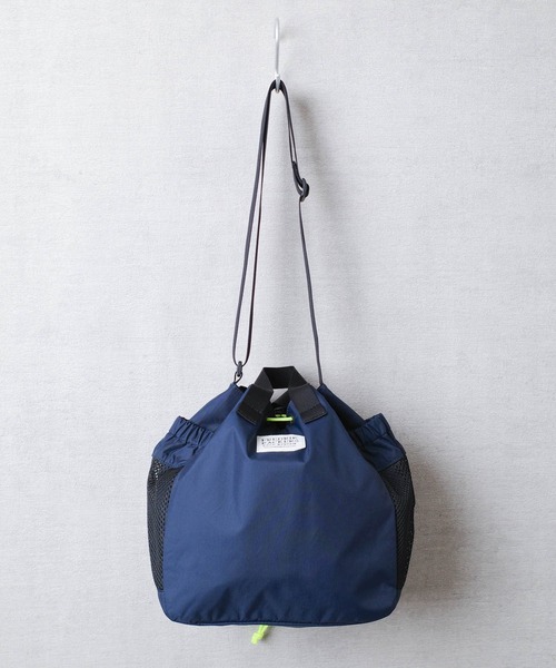 FREDRIK PACKERS(フレドリックパッカーズ)の「【FREDRIK PACKERS】【NAVYのみ別注カラー】210D 2WAY BLOOM SHOULDER BAG 210デニール ブルーム ショルダー バッグ(ショルダーバッグ・レディース・ネイビー/カーキ/ブラック・FREE)」の11枚目の写真