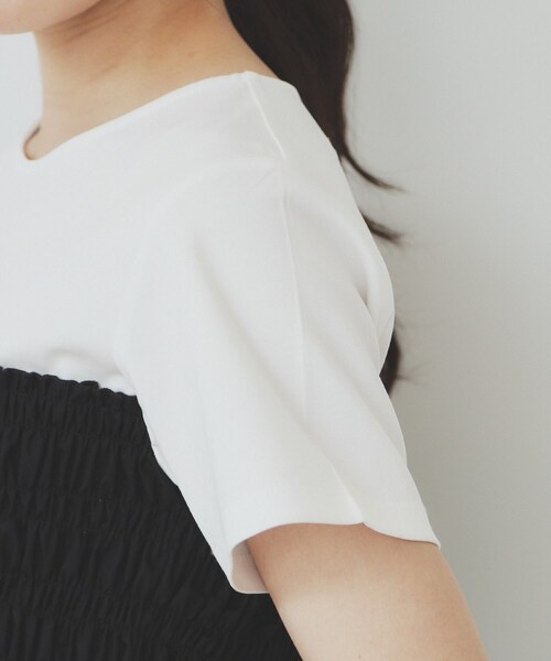 index（インデックス）の「シャーリングドッキングペプラムトップス【洗濯機洗い可】（Tシャツ/カットソー・レディース・キャメル/ブラック/ブラック系4・42/38/40/36）」の19枚目の写真