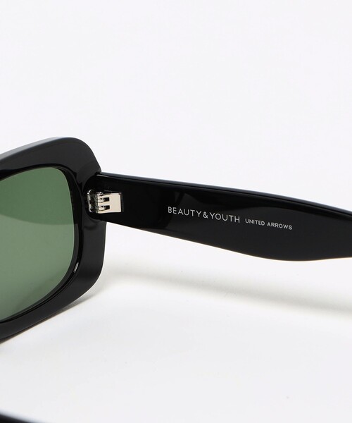 BEAUTY&YOUTH UNITED ARROWS（ビューティーアンドユースユナイテッドアローズ）の「スクエア サングラス（サングラス・レディース・ブラック/ダークグレー・FREE）」の11枚目の写真