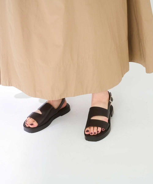 TEMPERATE(テンパレイト)の「TEMPERATE / テンパレイト HOLS SPARKLE(サンダル・レディース・Black/シルバー・36/38/40)」の2枚目の写真