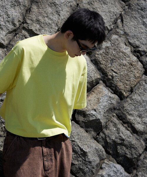 JOURNAL STANDARD（ジャーナルスタンダード）の「ショート イズ ベター ワイド Tシャツ（Tシャツ/カットソー・メンズ・ホワイト/ブラック/イエロー/コバルトブルー・MEDIUM/LARGE）」の11枚目の写真