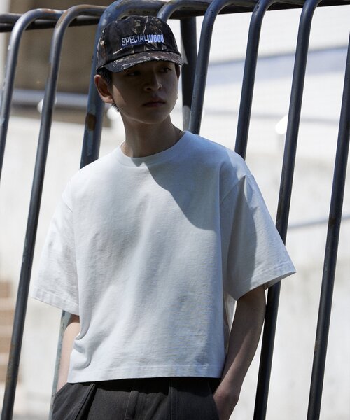 JOURNAL STANDARD（ジャーナルスタンダード）の「ショート イズ ベター ワイド Tシャツ（Tシャツ/カットソー・メンズ・ホワイト/ブラック/イエロー/コバルトブルー・MEDIUM/LARGE）」の15枚目の写真