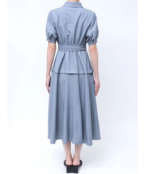 TONAL(トーナル)の「デニムライクシャツフレアワンピース(ワンピース・レディース・インディゴブルー/ネイビー・MEDIUM)」の3枚目の写真