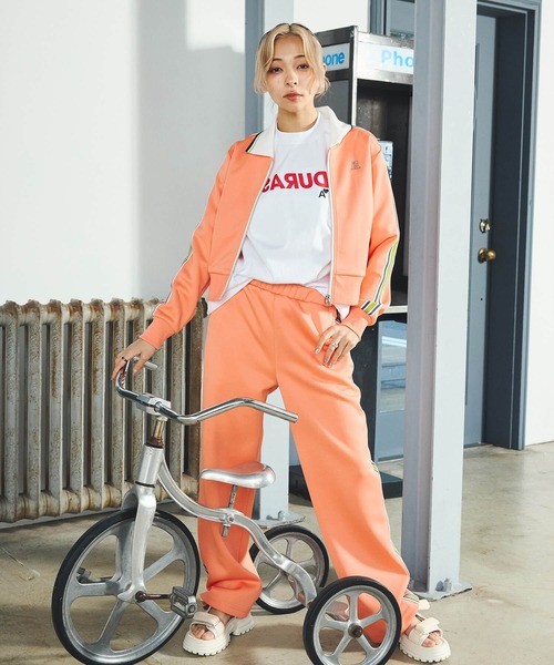 DURAS(デュラス)の「反転ロゴオーバーTシャツ(Tシャツ/カットソー・レディース・ホワイト×レッド/ホワイト×ゴールド/ホワイト×ブラック・SMALL/MEDIUM)」の22枚目の写真