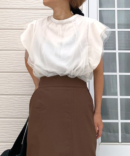 Q(キュー)の「フレアスリーブブラウス(シャツ/ブラウス・レディース・オリーブ/ブラック/オフホワイト・MEDIUM)」の2枚目の写真