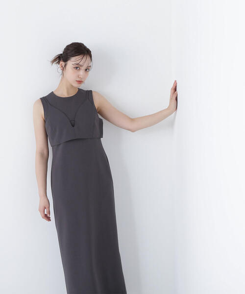 NATURAL BEAUTY BASIC(ナチュラルビューティーベーシック)の「◇ビスチェレイヤードナローワンピース(ワンピース・レディース・ベージュ/チャコールグレー・P/S/MEDIUM)」の4枚目の写真