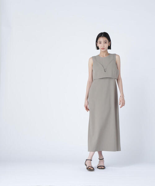 NATURAL BEAUTY BASIC(ナチュラルビューティーベーシック)の「◇ビスチェレイヤードナローワンピース(ワンピース・レディース・ベージュ/チャコールグレー・P/S/MEDIUM)」の12枚目の写真