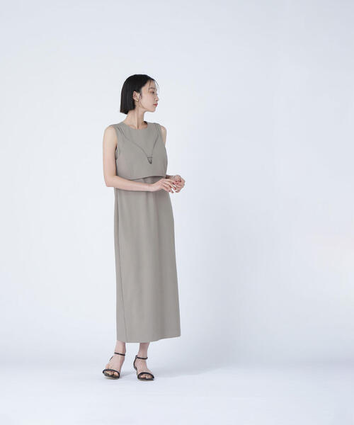 NATURAL BEAUTY BASIC(ナチュラルビューティーベーシック)の「◇ビスチェレイヤードナローワンピース(ワンピース・レディース・ベージュ/チャコールグレー・P/S/MEDIUM)」の16枚目の写真