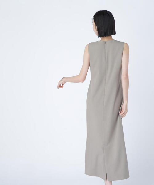 NATURAL BEAUTY BASIC(ナチュラルビューティーベーシック)の「◇ビスチェレイヤードナローワンピース(ワンピース・レディース・ベージュ/チャコールグレー・P/S/MEDIUM)」の19枚目の写真