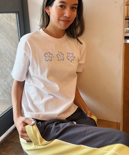 ROXY(ロキシー)の「HANGLOOSE/ロキシーロゴバックプリント半袖Tシャツ(Tシャツ/カットソー・レディース・ネイビー/ミント/ナチュラル・SMALL/MEDIUM/LARGE)」の6枚目の写真