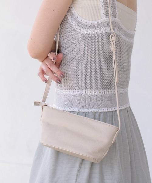 Bab（バブ）の「ショルダーミニバッグ（ショルダーバッグ・レディース・グリーン/ブラック/アイボリー/ベージュ・ONESIZE）」の9枚目の写真