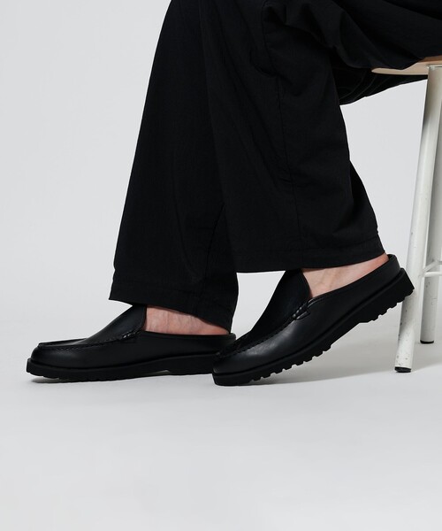 BEAUTY&YOUTH UNITED ARROWS（ビューティーアンドユースユナイテッドアローズ）の「モカシン ミュール サンダル（サンダル・メンズ・ブラック・7/10/8/9）」の2枚目の写真