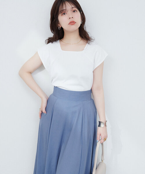 natural couture(ナチュラルクチュール)の「【WEB限定】花柄レーススクエアネックTシャツ(Tシャツ/カットソー・レディース・ピンク/オフホワイト/ミント/ネイビー・FREE)」の2枚目の写真