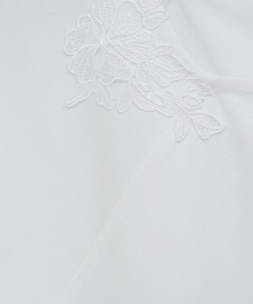natural couture(ナチュラルクチュール)の「【WEB限定】花柄レーススクエアネックTシャツ(Tシャツ/カットソー・レディース・ピンク/オフホワイト/ミント/ネイビー・FREE)」の22枚目の写真