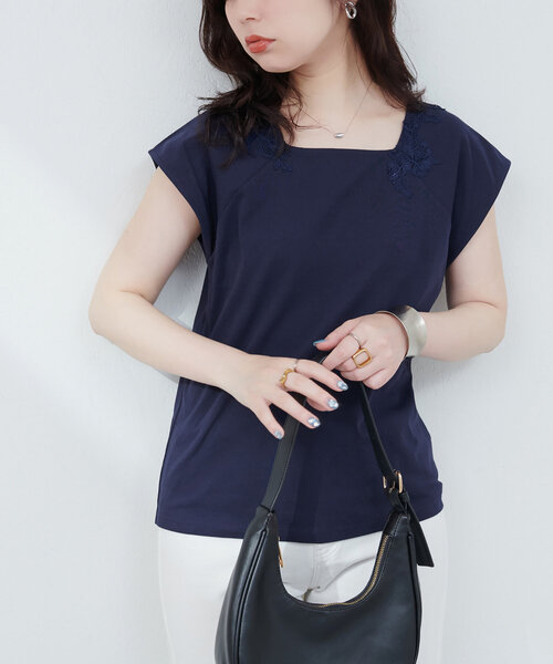 natural couture(ナチュラルクチュール)の「【WEB限定】花柄レーススクエアネックTシャツ(Tシャツ/カットソー・レディース・ピンク/オフホワイト/ミント/ネイビー・FREE)」の19枚目の写真