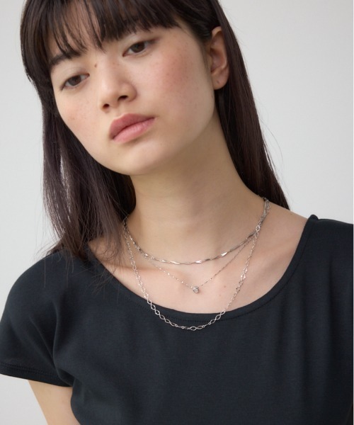 AZUL by moussy（アズールバイマウジー）の「3連ネックレス（ネックレス・レディース・シルバー/ゴールド系その他・FREE）」の2枚目の写真