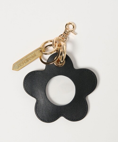 HASHIBAMI（ハシバミ）の「【別注】＜Hashibami＞フラワーモチーフ ハンドストラップ/スマホストラップ（スマホグッズ・レディース・ベージュ/その他1/ブラック・FREE）」の2枚目の写真