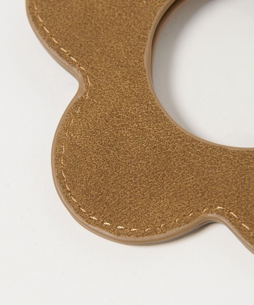 HASHIBAMI（ハシバミ）の「【別注】＜Hashibami＞フラワーモチーフ ハンドストラップ/スマホストラップ（スマホグッズ・レディース・ベージュ/その他1/ブラック・FREE）」の20枚目の写真