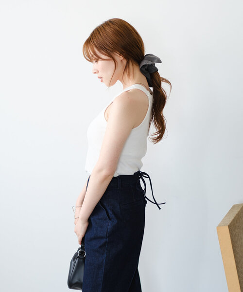 Kastane（カスタネ）の「【カップ取り外し可】B カップ付きホルターネックキャミ（キャミソール・レディース・ブラック/オフホワイト/グレー・FREE）」の5枚目の写真