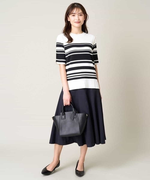 a.v.v（アーヴェヴェ）の「【洗える/UVカット】クルーネックニット（ニット/セーター・レディース・ブルー/ミント/レッド・36/34/42/38/40）」の6枚目の写真