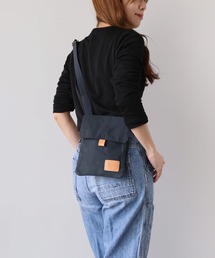 Pistache サコッシュ 日本製 アーミーダック使用 薄型