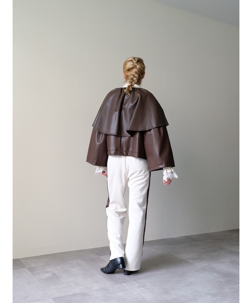 DOLLUPOOPS（ドールアップウップス）の「合皮ケープライクブルゾン（ライダースジャケット・レディース・ブラック/ブラウン・38）」の16枚目の写真