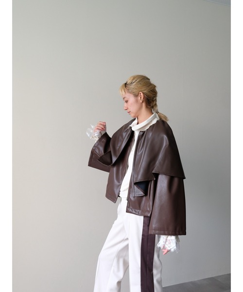 DOLLUPOOPS（ドールアップウップス）の「合皮ケープライクブルゾン（ライダースジャケット・レディース・ブラック/ブラウン・38）」の20枚目の写真