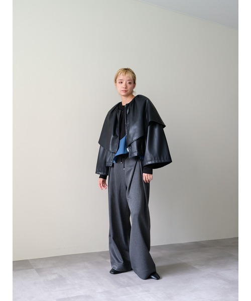 DOLLUPOOPS（ドールアップウップス）の「合皮ケープライクブルゾン（ライダースジャケット・レディース・ブラック/ブラウン・38）」の7枚目の写真