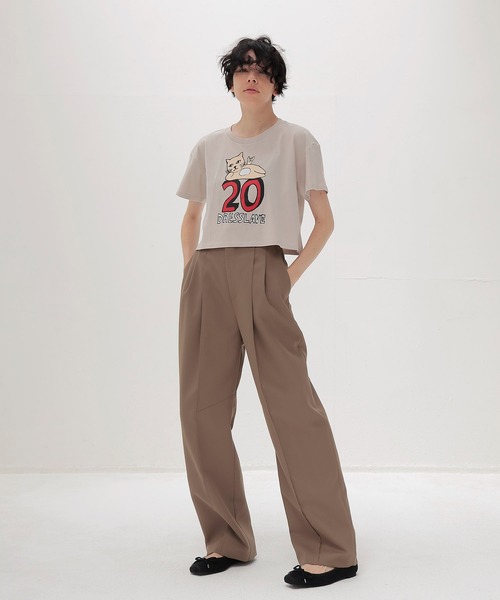 BLACK SCORE(ブラックスコア)の「BLACK SCORE × DRESSLAVE / 20th act cocky tee(アニバーサリー アクトコッキーミドリフ丈Tシャツ BSMCC UNISEX T SHIRT)(Tシャツ/カットソー・レディース・ホワイト/ベージュ・36)」の15枚目の写真