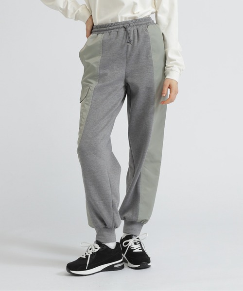 AVIREX(アヴィレックス)の「NYLON COMBI LONG PANTS/ナイロンコンビロングパンツ(スウェットパンツ・レディース・オリーブ/ブラック/グレー・M/S)」の3枚目の写真