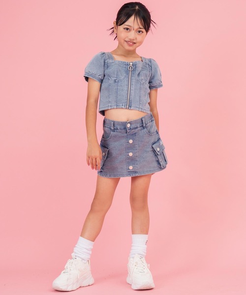 ANAP kids（アナップキッズ）の「カーゴ デニム ミニスカパン【ジュニアお揃い】（スカート・キッズ・ライトブルー/ブラック・110cm/120cm/130cm）」の11枚目の写真