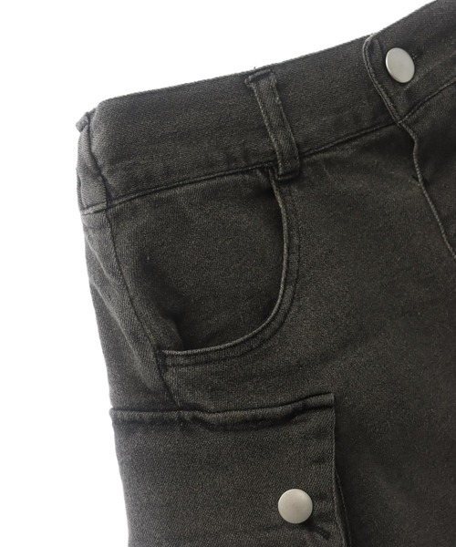 ANAP kids（アナップキッズ）の「カーゴ デニム ミニスカパン【ジュニアお揃い】（スカート・キッズ・ライトブルー/ブラック・110cm/120cm/130cm）」の13枚目の写真