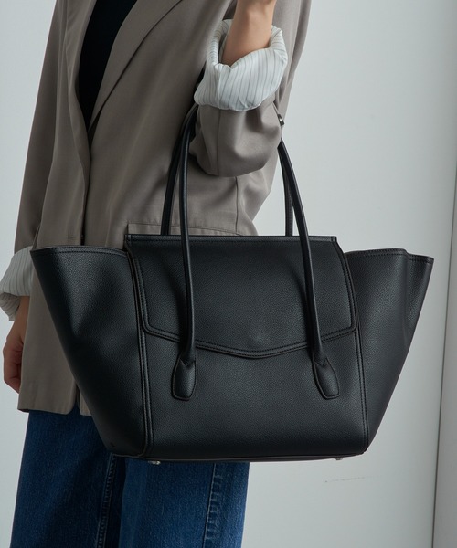 &MyuQ(アンドミューク)の「【&MyuQ】OPERIA トートバッグ A4収納可能 PC ビジネスバッグ 通勤 通学(トートバッグ・レディース・キャメル/ブラック/ダークブラウン・FREE)」の20枚目の写真