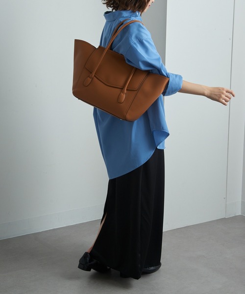 &MyuQ(アンドミューク)の「【&MyuQ】OPERIA トートバッグ A4収納可能 PC ビジネスバッグ 通勤 通学(トートバッグ・レディース・キャメル/ブラック/ダークブラウン・FREE)」の12枚目の写真