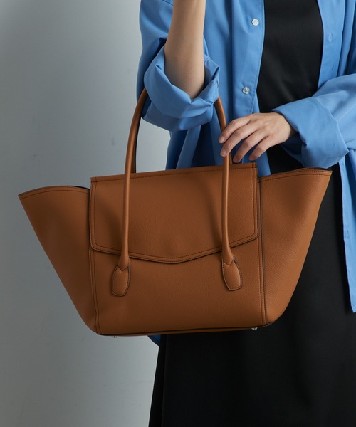 &MyuQ(アンドミューク)の「【&MyuQ】OPERIA トートバッグ A4収納可能 PC ビジネスバッグ 通勤 通学(トートバッグ・レディース・キャメル/ブラック/ダークブラウン・FREE)」の7枚目の写真