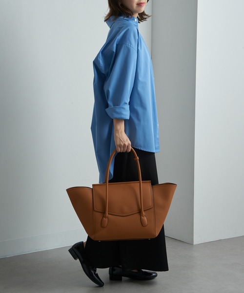 &MyuQ(アンドミューク)の「【&MyuQ】OPERIA トートバッグ A4収納可能 PC ビジネスバッグ 通勤 通学(トートバッグ・レディース・キャメル/ブラック/ダークブラウン・FREE)」の15枚目の写真