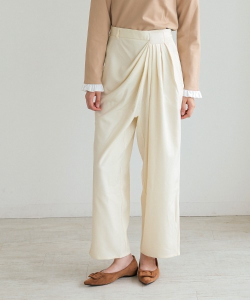 DONOBAN（ドノバン）の「ドレープパンツ（スラックス・レディース・ブラック/グレー/キャメル/アイボリー・LONG/SHORT）」の3枚目の写真